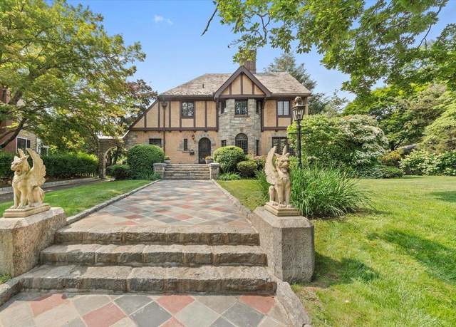 Property at 126 Millard Ave, Sleepy Hollow, NY 10591, 4 beds, 2.5 baths