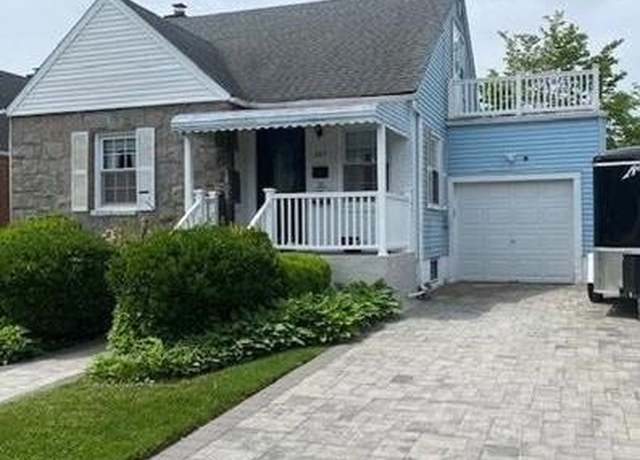 Property at 565 N 7th St, New Hyde Park, NY 11040, 4 beds, 3 baths