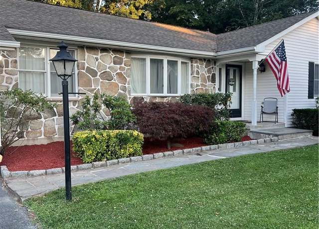 Property at 6 Barclay Rd, New Windsor, NY 12553, 3 beds, 3.5 baths
