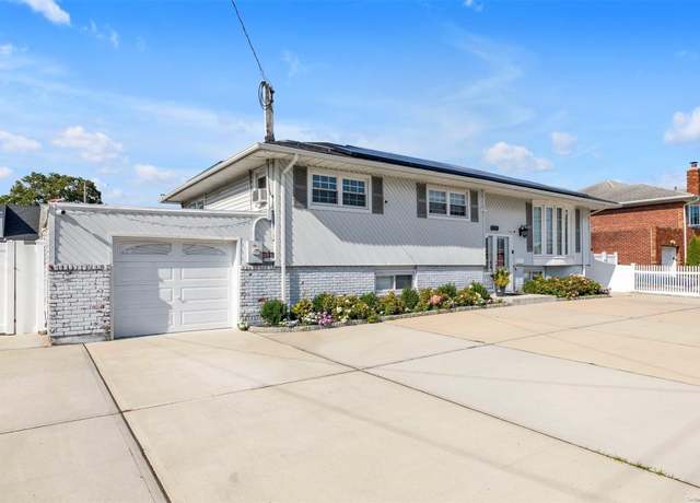 Property at 313 Jordan St, Oceanside, NY 11572, 4 beds, 3 baths