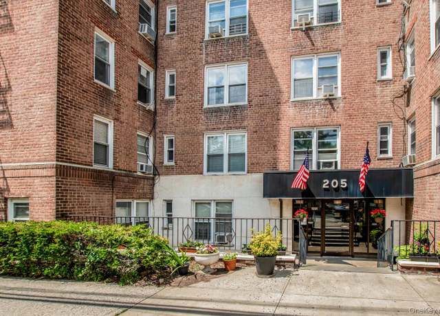Property at 205 East 238th St Unit 4C, Bronx, NY 10470, 1 bed, 1 bath