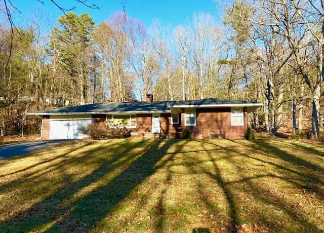 Property at 2 Muller Ln, Sparrowbush, NY 12780, 3 beds, 2 baths