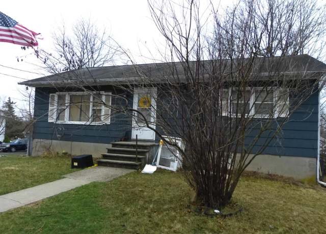 Property at 5 Bordens Rd, Johnson, NY 10933, 2 beds, 1 bath
