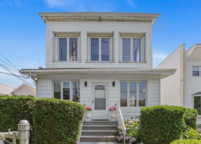 Property at 210 Buttrick Ave, Bronx, NY 10465, 5 beds, 3 baths