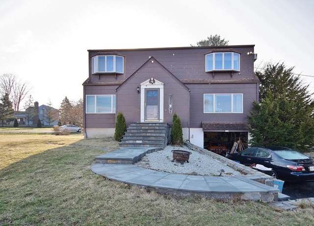 Property at 66 Sunset Dr, Brewster, NY 10509, 3 beds, 2 baths