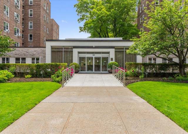 Property at 112-20 72nd Dr Unit A33, Forest Hills, NY 11375, 1 bed, 1 bath