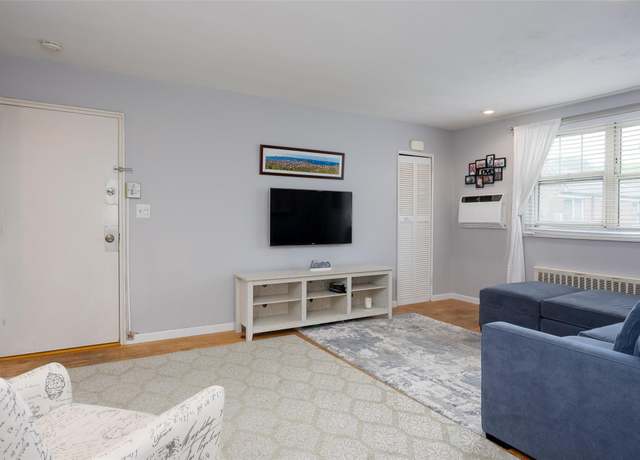 Property at 6030 251st St, Little Neck, NY 11362, 1 bed, 1 bath