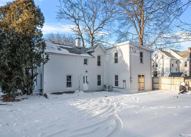 Property at 45 1/2 Sussex St, Port Jervis, NY 12771, 6 beds, 1.5 baths