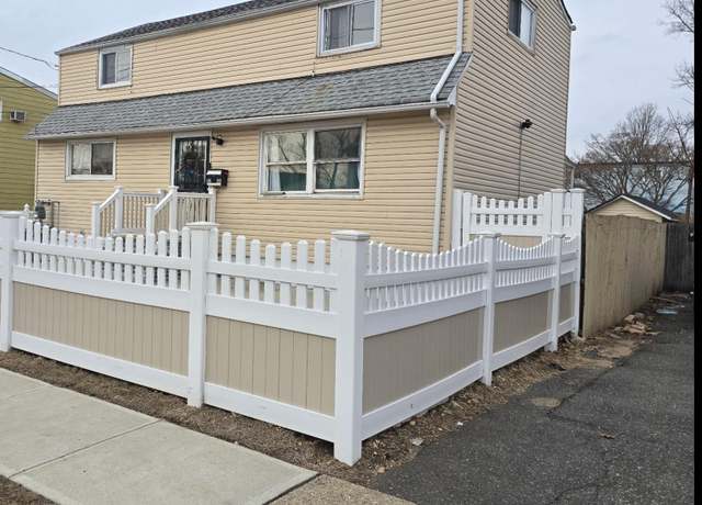 Property at 199 Dartmouth St, Hempstead, NY 11550, 4 beds, 3 baths