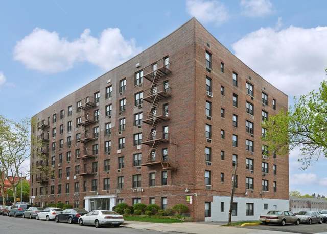 Property at 152-72 Melbourne Ave Unit 2A, Flushing, NY 11367, 1 bath
