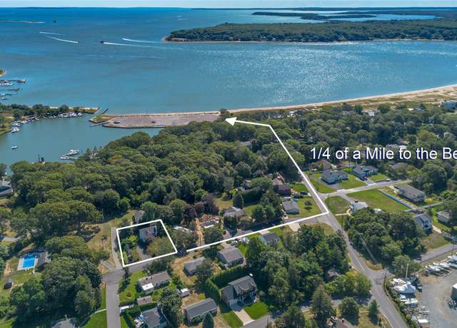Property at 400 Anglers Rd, Greenport, NY 11944, 3 beds, 2.5 baths