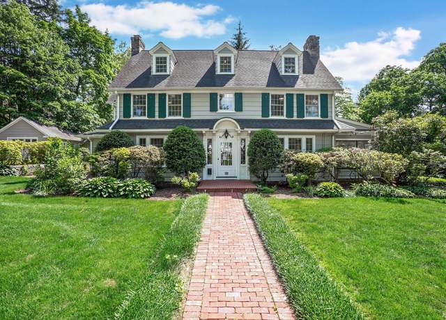 Property at 92 Walworth Ave, Scarsdale, NY 10583, 6 beds, 3.5 baths