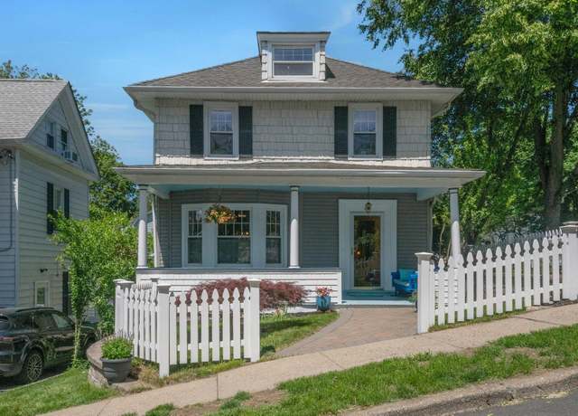 Property at 65 Hamilton Pl, Tarrytown, NY 10591, 3 beds, 3.5 baths