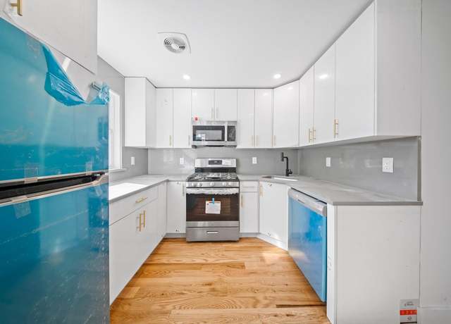 Property at 11114 156th St, Jamaica, NY 11433, 4 beds, 3 baths