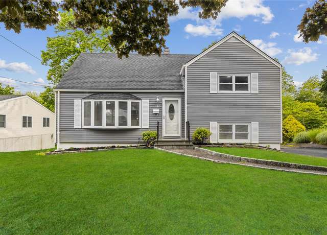 Property at 183 Pembrook Dr, Yonkers, NY 10710, 3 beds, 2 baths