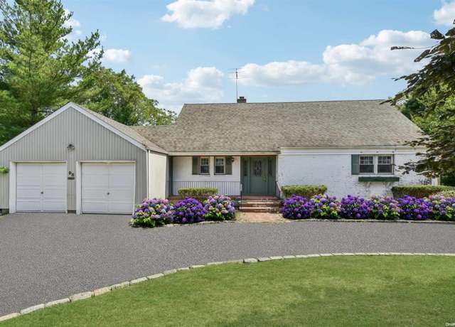 Property at 98 Middle Rd, Blue Point, NY 11715, 3 beds, 2 baths