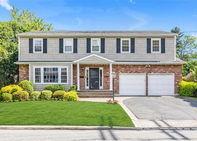 Property at 21 Chestnut Ave, Glen Head, NY 11545, 4 beds, 2.5 baths