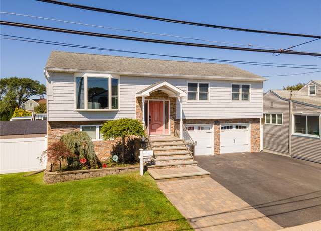 Property at 110 Stirling Ave, Freeport, NY 11520, 3 beds, 2 baths