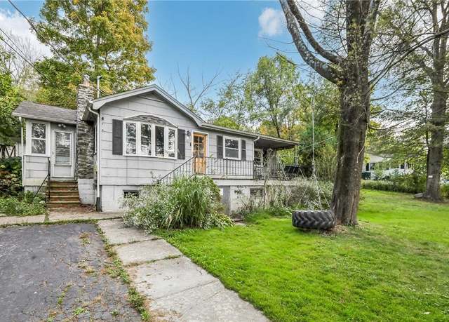 Property at 5 Beverly Trl, Monroe, NY 10950, 3 beds, 2 baths