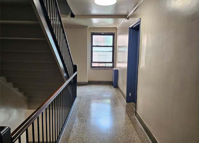 Property at 112-25 34 Ave Unit 2D, Corona, NY 11368, 3 beds, 1 bath