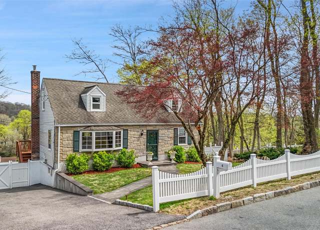 Property at 4 Perry Ave, White Plains, NY 10603, 4 beds, 2 baths