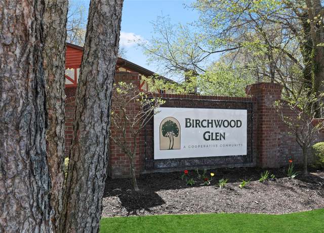 Property at 7 Glen Hollow Dr Unit B45, Holtsville, NY 11742, 1 bed, 1 bath