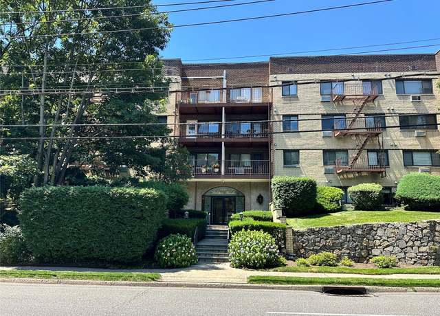 Property at 2201 Palmer Ave Unit 2F, New Rochelle, NY 10801, 1 bath