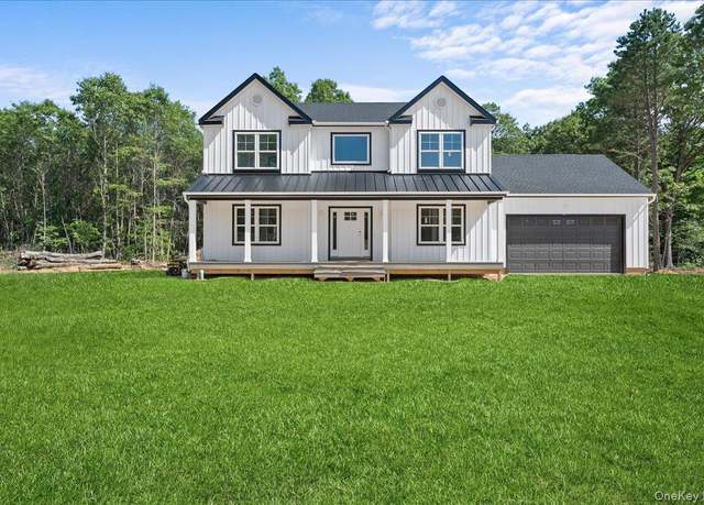 Property at 10 Fourth Ave, Centereach, NY 11720, 4 beds, 2.5 baths