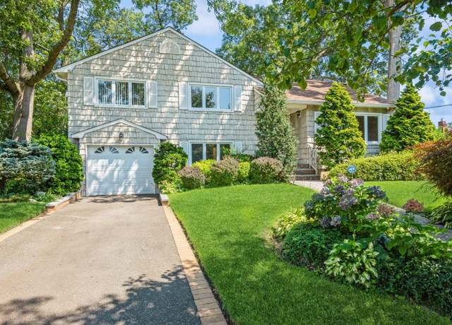 Property at 1901 Merion St, East Meadow, NY 11554, 3 beds, 2.5 baths