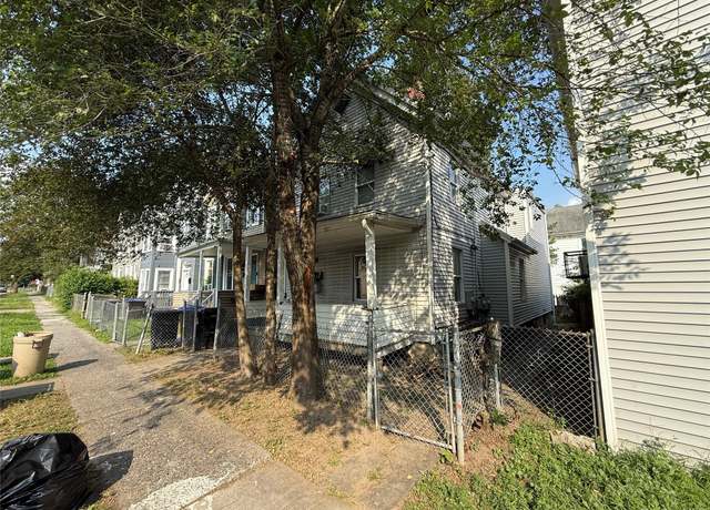 Property at 190 Winnikee Ave, Poughkeepsie, NY 12601, 4 beds, 2 baths
