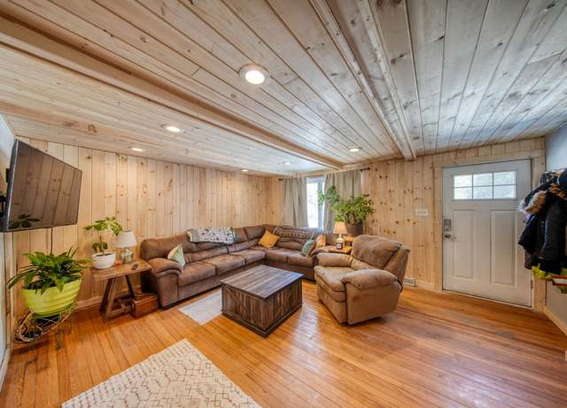 Property at 39 Kindrachuk Rd, Glen Spey, NY 12737, 3 beds, 2 baths