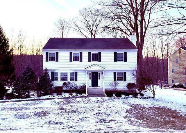 Property at 4 Ridge Ct, Carmel, NY 10512, 4 beds, 2.5 baths