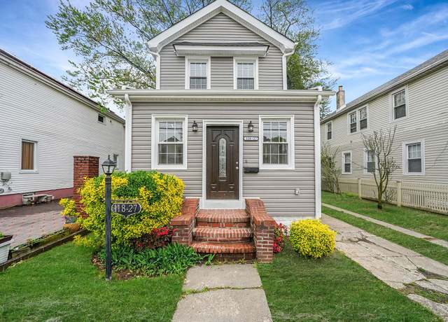 Property at 11827 219th St, Cambria Heights, NY 11411, 3 beds, 2.5 baths