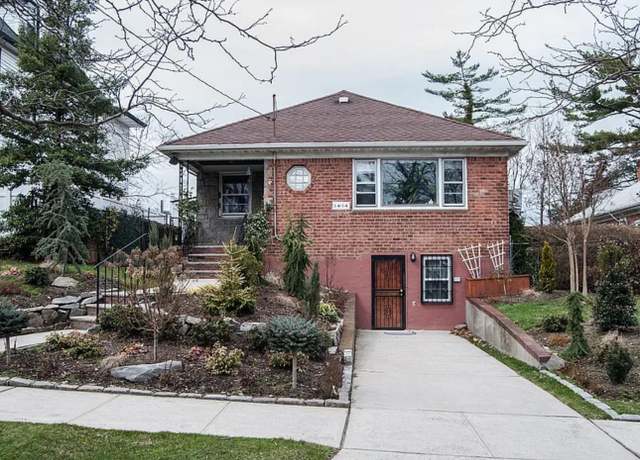 Property at 1414 154th St, Whitestone, NY 11357, 3 beds, 2 baths