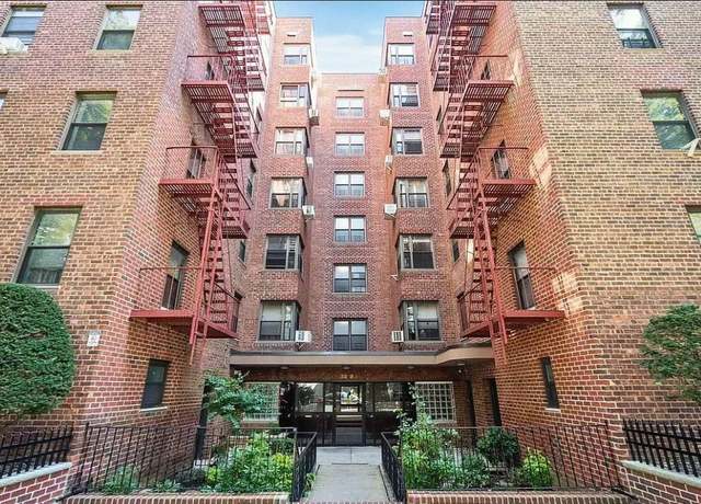 Property at 32-23 88 St Unit D405, Jackson Heights, NY 11369, 1 bed, 1 bath