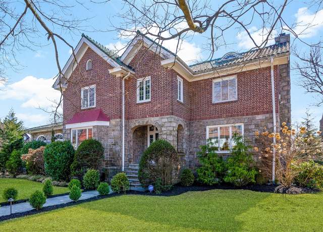 Property at 43 Cherry Ave, New Rochelle, NY 10801, 4 beds, 2.5 baths