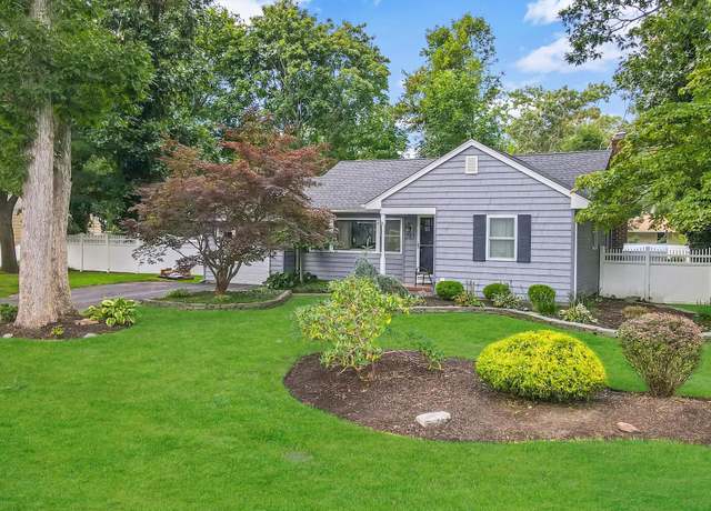 Property at 285 5th St, Saint James, NY 11780, 3 beds, 2 baths