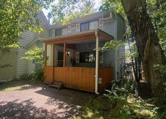 Property at 14 Robert Rd, Kiamesha Lake, NY 12751, 3 beds, 2.5 baths