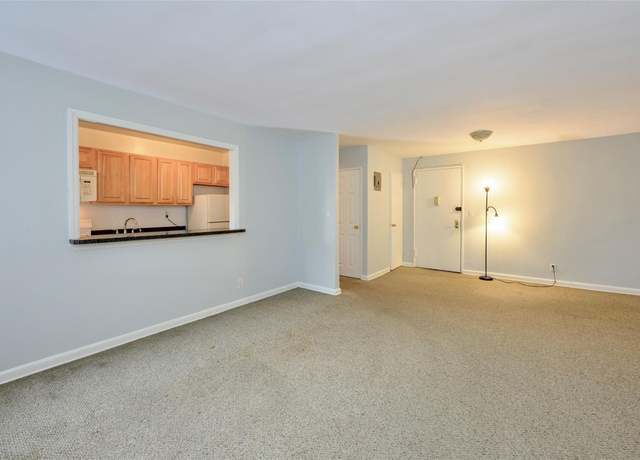 Property at 2 Sadore Ln Unit 4M, Yonkers, NY 10710, 1 bed, 1 bath