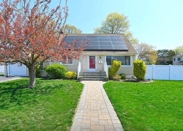 Property at 214 Maeder Ave, Merrick, NY 11566, 4 beds, 2 baths