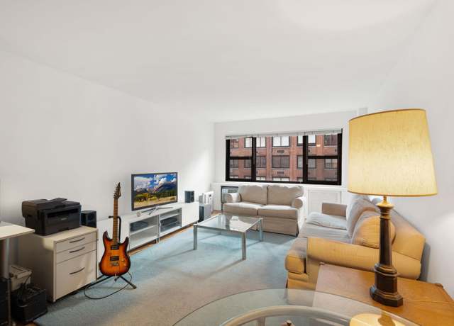 Property at 335 E 51st St Unit 6D, New York (manhattan), NY 10022, 1 bed, 1 bath