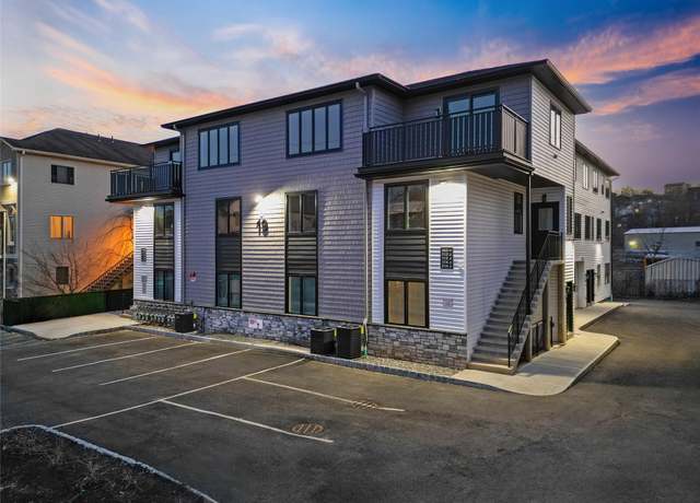 Property at 19 Rita Ave #302, Monsey, NY 10952, 5 beds, 3.5 baths