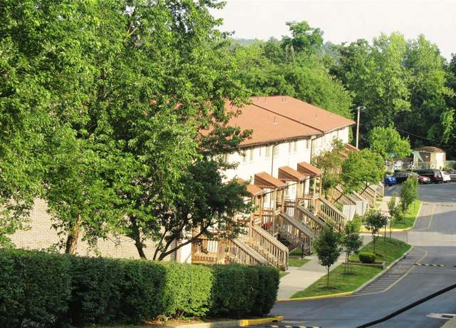 Property at 26 Cooper Rd #103, Poughkeepsie, NY 12603, 2 beds, 1.5 baths