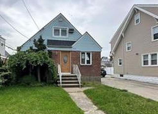 Property at 116 E Maple St, Valley Stream, NY 11580, 4 beds, 3 baths