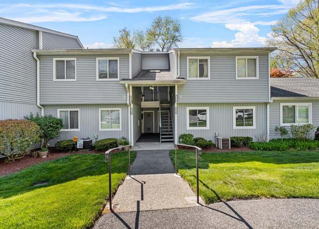 Property at 156 Carriage Ct Unit G, Yorktown Heights, NY 10598, 1 bed, 1 bath