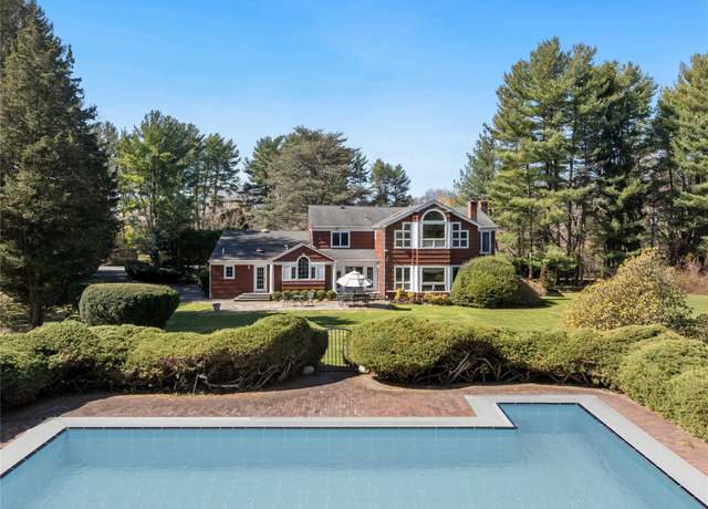 Property at 6 Longridge Ln, Old Brookville, NY 11545, 5 beds, 3.5 baths