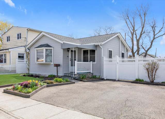 Property at 65 Sagamore Rd, Island Park, NY 11558, 3 beds, 1 bath
