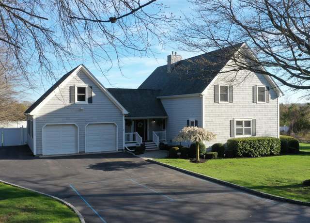 Property at 1485 Sound Ave, Baiting Hollow, NY 11933, 3 beds, 2.5 baths