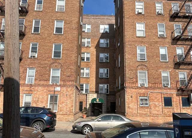 Property at 35-91 161st St Unit 3H, Flushing, NY 11358, 1 bed, 1 bath
