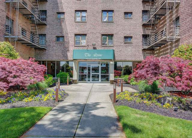 Property at 204-15 Foothill Ave Unit B10, Hollis, NY 11423, 1 bed, 1 bath